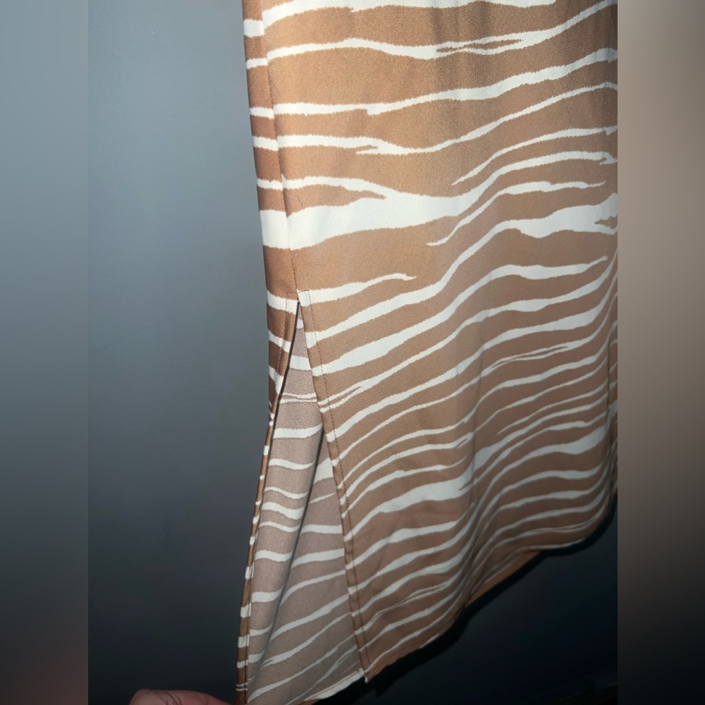 A New Day Brown Zebra Print Side Slit Dress Size Small - Picture 4 of 6